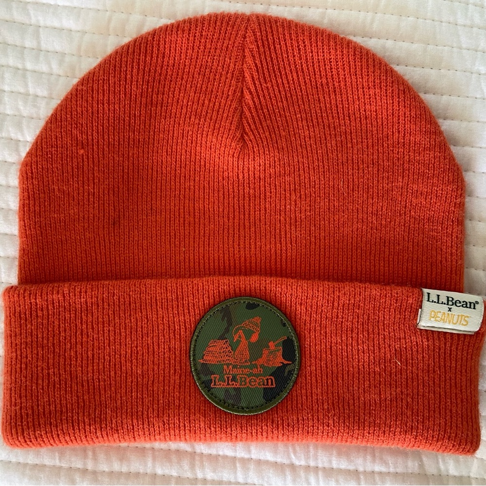 LL Bean x Peanuts colab Snoopy is a Main-ah! Day glow Orange bindi Unisex